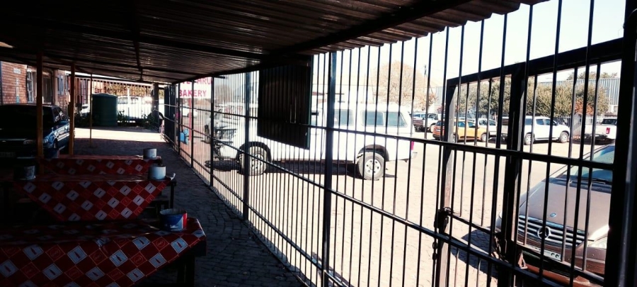 Commercial Property for Sale in Hamilton Free State